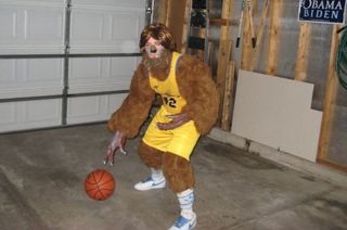 Illustration for article titled The Sports-O-Ween That Wouldn't Die
